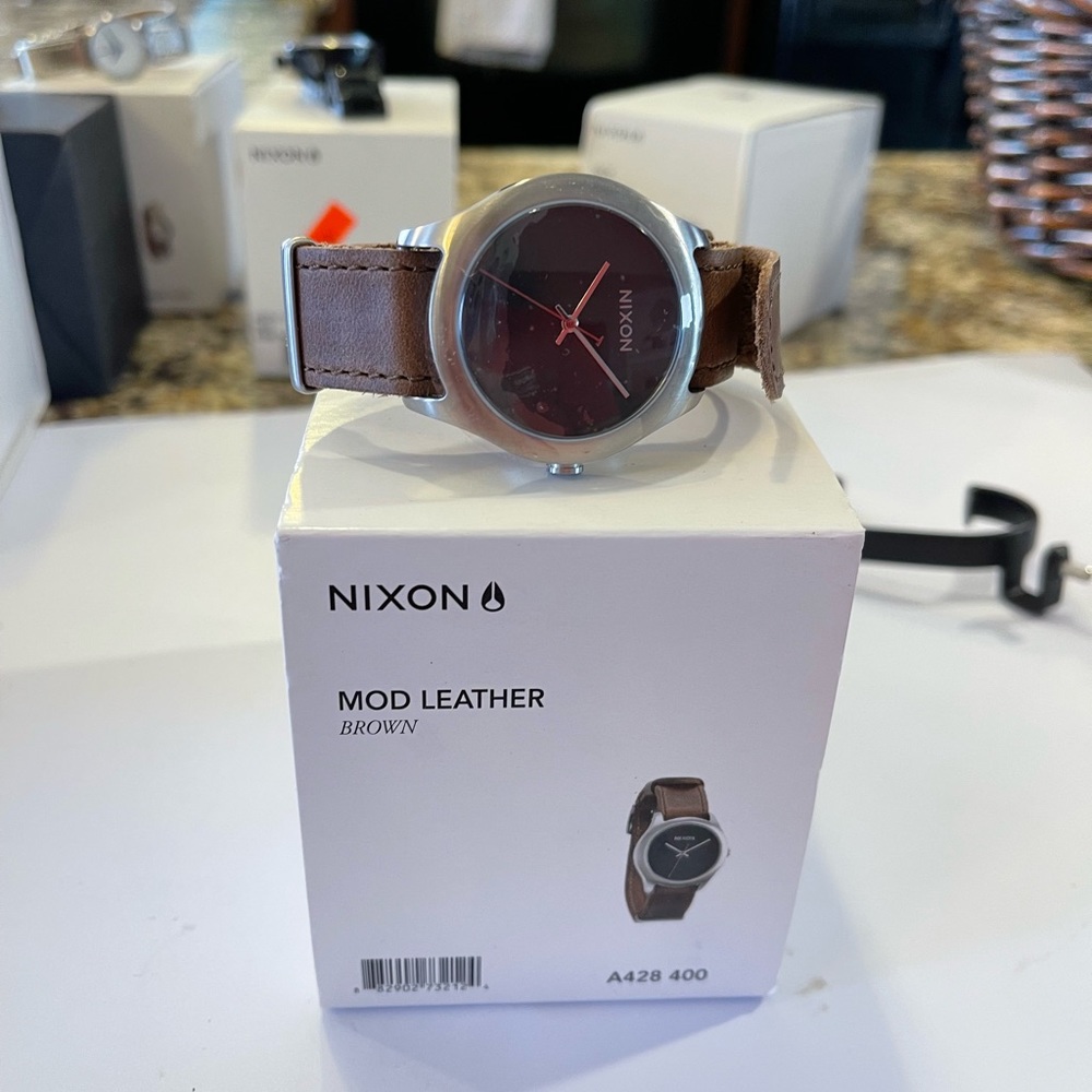 Nixon Mod Leather Watch